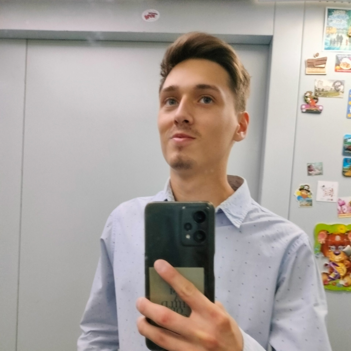 Артем Чайников