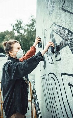 Стрит-арт Владимира Абиха «Главное не повторяться». Процесс создания