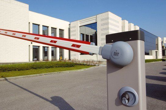 Зону платных парковок для Тюмени разработают московские специалисты Зону платных парковок для Тюмени разработают московские специалисты