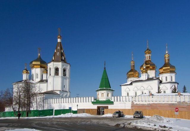 Храмы и церкви в рождественскую ночь проведут праздничные службы Храмы и церкви в рождественскую ночь проведут праздничные службы