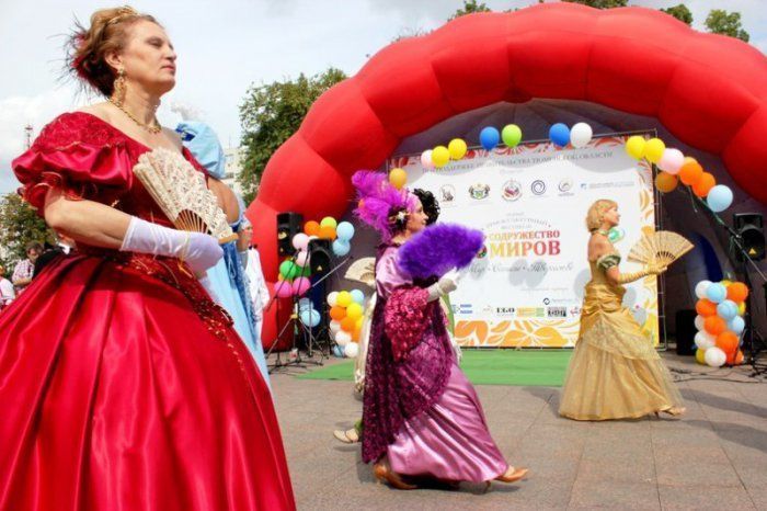 В Тюмени продемонстрировали настоящее «Содружество Миров»! В Тюмени продемонстрировали настоящее «Содружество Миров»!