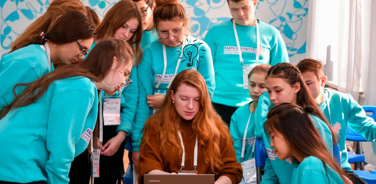 «Как заинтересовать своим выступлением поколение Z, если ты не PewDiePie?» «Как заинтересовать своим выступлением поколение Z, если ты не PewDiePie?»