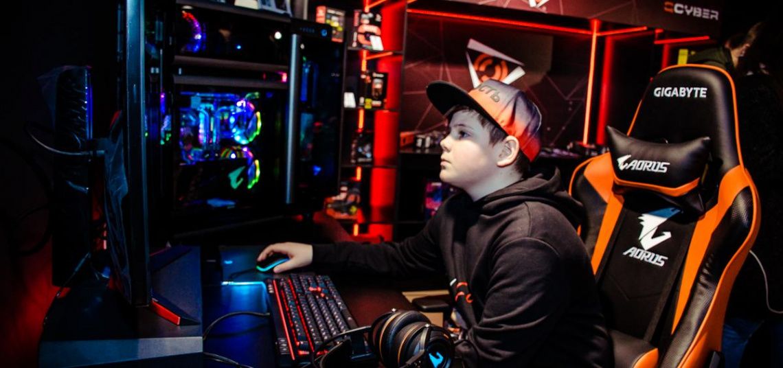 LEVEL UP. Открытие первого киберспортивного магазина в Тюмени LEVEL UP. Открытие первого киберспортивного магазина в Тюмени
