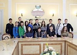 Участники конкурса "Звезда Сибири» и «Джигит» — 2015" посетили Тюменскую областную Думу.