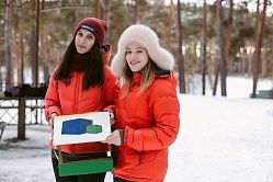 Участники чемпионата WorldSkills Russia повесили кормушки в Гилевской роще