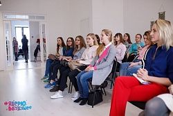 Я верю в будущее Girl power: МК Марии Кондратович